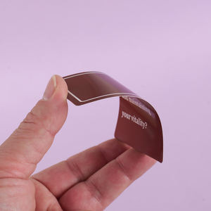 旅行中の仲間との会話、個人的な物語の共有、カジュアルなリラックス時間のためのカスタマイズされた紙製ボードゲームカード - Product Image 5