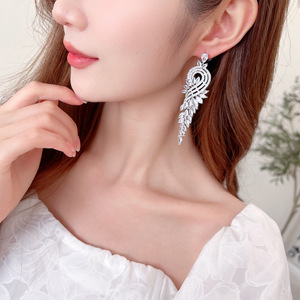 Bán buôn sang trọng dài cô dâu <span class=keywords><strong>dangle</strong></span> Bông tai thời trang đầy màu sắc Zircon Bông tai cho bên đám cưới - Product Image 3