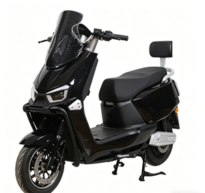 มอเตอร์ไซค์ไฟฟ้าสำหรับผู้ใหญ่ 72V 2000W ความเร็วสูง พร้อมกระจกบังลม กันชน พนักพิงหลัง และดิสก์เบรก สำหรับการเดินทาง - Product Image 3