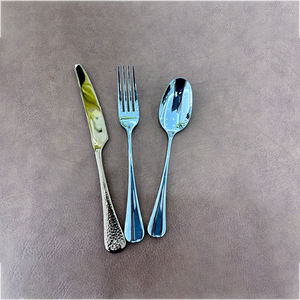 Ensemble d'argenterie portable <span class=keywords><strong>Vaisselle</strong></span> en acier inoxydable Ensembles de <span class=keywords><strong>vaisselle</strong></span> dans le style russe <span class=keywords><strong>Vaisselle</strong></span> Yindiao - Product Image 6