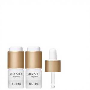 Ampoule liquide éclaircissante avec vitamine C stabilisée pour un éclat du visage, une peau éclatante et non grasse pour hommes et femmes, approvisionnement de 2 semaines - Product Image 1