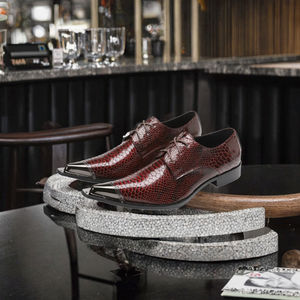 Chaussures habillées pour hommes à bout pointu en métal, lacées, en cuir véritable rouge bordeaux, pour affaires, soirées ou mariages - Product Image 2