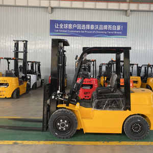 Montacargas de Alta Calidad de 2 Toneladas, 2.5 Toneladas, 3 Toneladas, 3.5 Toneladas, 4 Toneladas, 5 Toneladas, Elevación de 3m, 4.5m, 5m, 6m, Montacargas Diésel - Product Image 3