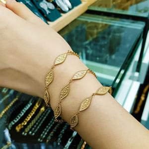 Pulseras de Cadena de Acero Inoxidable al por Mayor para Mujer, Pulseras y Brazaletes con Baño de Oro de 14k y 18k con Diseño de Hoja para Mujer - Product Image 1