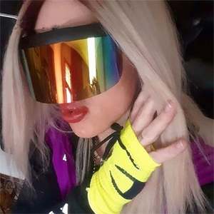 Gafas de Sol de Moda con Lentes de Espejo Degradado Coloridas para Hombre y Mujer, Protección UV400, Tamaño Grande - Product Image 1