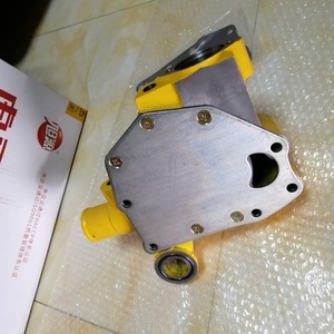 PC200 PC250 Excavator Engine Parts 6D95 6D511 Water <b>Pump</b> 6209-61-1100 6209611100 - Product Image 3