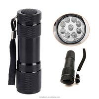 Cadeau promotionnel Multi Couleurs pas cher 3 AAA pile sèche petite touche lumière minière porte-clés 9 led torche lampe de poche pour la chasse