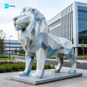 Escultura de <span class=keywords><strong>León</strong></span> Geométrica Grande de Acero Inoxidable Pulido en Color Personalizado con Tema de Cruz para Área de Recepción de Exteriores - Product Image 5