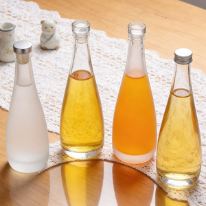 Vente en gros <span class=keywords><strong>de</strong></span> bouteilles en verre coniques <span class=keywords><strong>de</strong></span> 330 ml et 500 ml avec bouchons en aluminium ou bouchons en liège pour jus et boissons gazeuses - Product Image 3