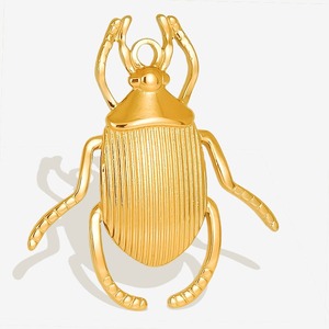 Ciondolo Scarabeo in Acciaio Inossidabile 304 da 27x31mm, Placcato Oro 18K, Charm a Forma di Insetto Egiziano per Creazione di Gioielli Fai-da-Te - Product Image 1