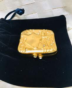 Compact <span class=keywords><strong>de</strong></span> parfum solide avec emballage <span class=keywords><strong>de</strong></span> parfum <span class=keywords><strong>de</strong></span> plaisirs Compact métallique populaire - Product Image 2