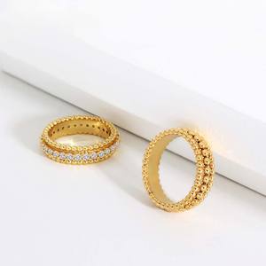 Y2Kバタフライジュエリー