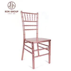 도매 저렴한 가격 OEM 연회 호텔 파티 웨딩 다이닝 야외 가구 단단한 나무 쌓을 수있는 핑크 티파니 Chiavari 의자