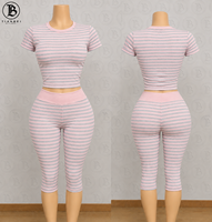 Kledingset met eigen logo, tweedelig, dames, katoen, gestreept, korte mouwen, top en capri broek, loungewear, dames sets, Y2K kleding