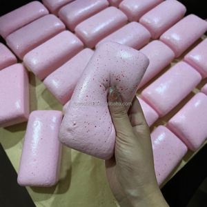 ของเล่นบีบลดความเครียดรูปเค้กสตรอว์เบอร์รี่สีชมพูขนาดเล็กน่ารัก กลิ่นหอม ฟื้นตัวช้า วัสดุ PU ของเล่นบีบคลายเครียด - Product Image 2