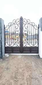 Porte double en aluminium avec technologie résistante à l'usure, décoration minimaliste de style central-asiatique, motif personnalisé, automatisation du moteur - Product Image 4