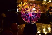 Pemasok Cina tepercaya 8 inci Dekorasi besar warna-warni listrik bola Plasma kaca ajaib Nebula tumbuh Orb lampu Natal