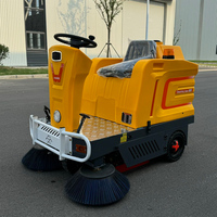 Balayeuse électrique géante pour le nettoyage des sols, machine autoportée, alimentation par batterie, équipement de nettoyage des rues, balayage automatique, certificat CE