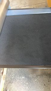 Membrana Impermeabile Autoadesiva Nera in Sabbia Diamantata, Materiale Bituminoso Altamente Resistente per Progetti di Magazzini e Coperture - Product Image 3