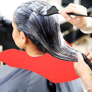 Cape de coiffure jetable en silicone pour la coupe et le coiffage, usage en salon - Product Image 2