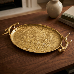 Plateau décoratif de luxe vintage en aluminium moulé, motif floral en relief, finition dorée, pour service de thé et charcuterie, vente en gros - Product Image 2