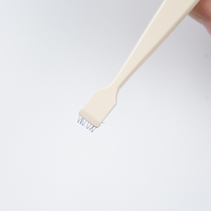 Cils inférieurs individuels professionnels en acier inoxydable <span class=keywords><strong>de</strong></span> précision, courbés et pointus, avec logo personnalisé pour marque privée, pour pose DIY - Product Image 2