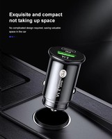 Fabrication OEM ODM, chargeur de voiture portable mini 20W PD QC3.0 3.1A double port USB-A USB-C à charge rapide