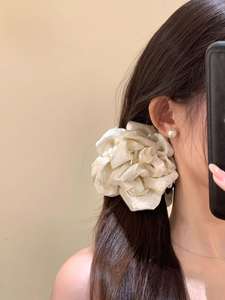 Pince à cheveux banane en velours français, couleur unie, imprimé léopard, en plastique et tissu, accessoire pour fête - Product Image 6