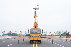 Nueva Plataforma Elevadora Dongfeng Dorica 27M con Brazo Telescópico de Control Hidráulico, Plataforma de Trabajo Aérea, Combustible Diésel, Directo de Fábrica - Product Image 3
