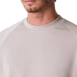 Camiseta de Hombre con Logotipo Personalizado, Corte Holgado, 100% Algodón, Hombros Caídos, Estilo Deportivo Urbano, Calidad Premium - Product Image 4