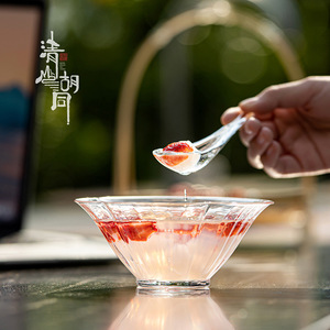 Frutero de Vidrio en Forma de Pétalo con Cuchara, Diseño Moderno, Apto para Lavavajillas, Uso Diario - Product Image 1