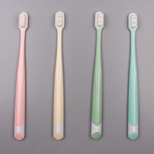 แปรงสีฟันไนลอนแบบนุ่มพิเศษสำหรับผู้ใหญ่ใช้ในบ้าน SP2014 - Product Image 2