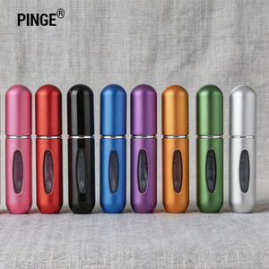 PINGE Meilleur mini atomiseur <span class=keywords><strong>de</strong></span> <span class=keywords><strong>parfum</strong></span> rechargeable, flacon <span class=keywords><strong>de</strong></span> voyage anti-fuite, facile à remplir, en aluminium métallique <span class=keywords><strong>de</strong></span> luxe - Product Image 1