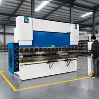 Presse plieuse CNC entièrement automatique 1300KN 3200MM Syntec-730BA 4+1 axes pour tôles métalliques