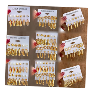 Nuovo <span class=keywords><strong>Set</strong></span> di <span class=keywords><strong>Orecchini</strong></span> a Cerchio Grandi Trendy con Cuore e Perla Color <span class=keywords><strong>Oro</strong></span> per Donna - Product Image 2