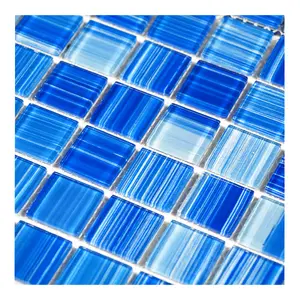 Carreaux muraux modernes, mosaïque de verre de couleur bleue, carreaux de mosaïque de verre pour décoration murale de piscine ou de cuisine