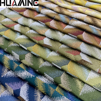 Tissu de rembourrage de luxe Jacquard en polyester 100% le plus populaire en Chine pour les textiles de maison