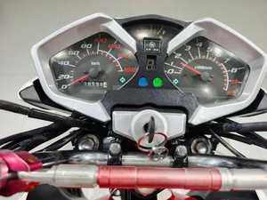 Scooter <span class=keywords><strong>Yamaha</strong></span> <span class=keywords><strong>150CC</strong></span> usato, monocilindrico, 2 ruote, 4 tempi, <span class=keywords><strong>moto</strong></span> usata. - Product Image 5