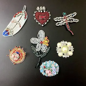 Aangepaste Handgemaakte Strass Strass Pailletten Applique Kralen Patches Diy Borduurwerk Bloem Dier Bijen Ijzer Op Patches Voor Kleding