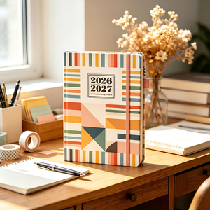 Agenda Personalizada A5 con Tapa Dura, Cuaderno Académico para el Año 2026-2027, Cubierta de Cuero PU, Cierre Elástico y Diseño con Bolsillo - Product Image 1