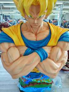Statua di <span class=keywords><strong>Goku</strong></span> di <span class=keywords><strong>Dragon</strong></span> <span class=keywords><strong>Ball</strong></span> <span class=keywords><strong>Z</strong></span> a Mezzo Busto in Resina con Illuminazione - Product Image 2