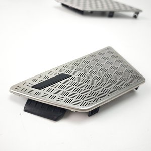 Pelindung pintu mobil baja tahan karat, untuk BMW X1 X2 seri U10 U11 U12 Panel pengeras suara pintu Perak logam - Product Image 4