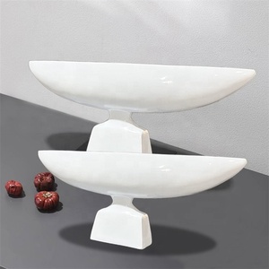 Elegante Vaso Bianco a Forma di Barca per Uso Domestico, Centrotavola di Alta Qualità per Giardino, Ciotola per Frutta - Product Image 4
