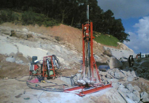 KQD100 <strong>Small</strong> Size Borehole Pneumatic Rotary Dth Drilling Machine for Slope protection - Product Image 4