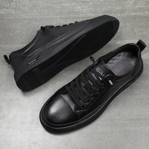 รองเท้าหนังแท้ผู้ชายแบบสวม สไตล์ลำลอง พรีเมียม  รองเท้าทรงบอร์ดอเนกประสงค์ ทันสมัย เหมาะสำหรับใส่ทำงานและในชีวิตประจำวัน - Product Image 6