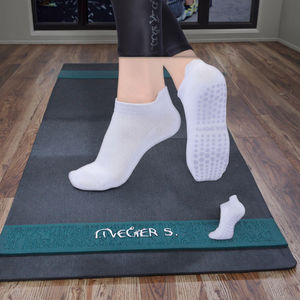 Calzini da <span class=keywords><strong>Yoga</strong></span> Personalizzati REMOULD per Donna, Lavorati a Maglia con Logo, Polsino e Fondo Antiscivolo, Copertura Alta alla Caviglia - Product Image 1