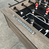 Table de baby-foot d'intérieur pour la famille et les bars, table de jeu de football de compétition pleine grandeur avec compteur de scores, pieds robustes en forme de X