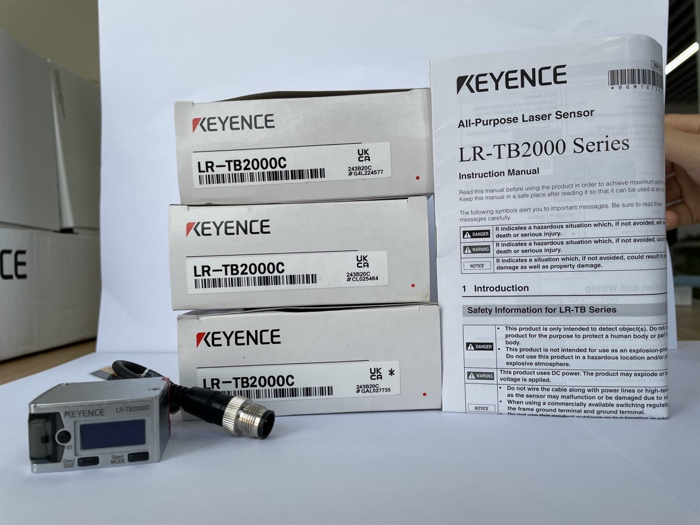 KEYENCE LR-TB2000 4個セット 新品未使用品 Keyence LR-TB2000C Laser Distance Sensor - Precision & Price