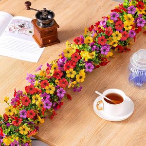 Guirlande de fleurs artificielles 100cm-200cm en plastique et soie pour la décoration intérieure et les fêtes de remise de diplôme, style bande - Product Image 2