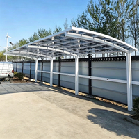 Abri de voiture moderne en acier avec toit en arche, cadre thermolaqué, imperméable, pour stationnement extérieur